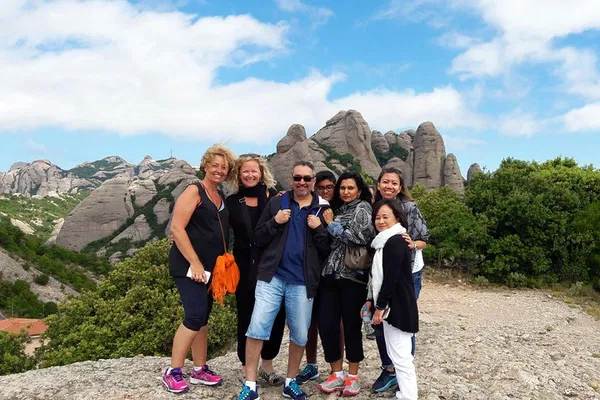 Montserrat Tour: Cable Car & Easy Hike from Barcelona