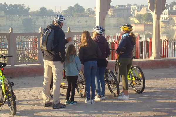 Discover Jaipur's Royal Heritage: An Award-Winning Cycle Tour