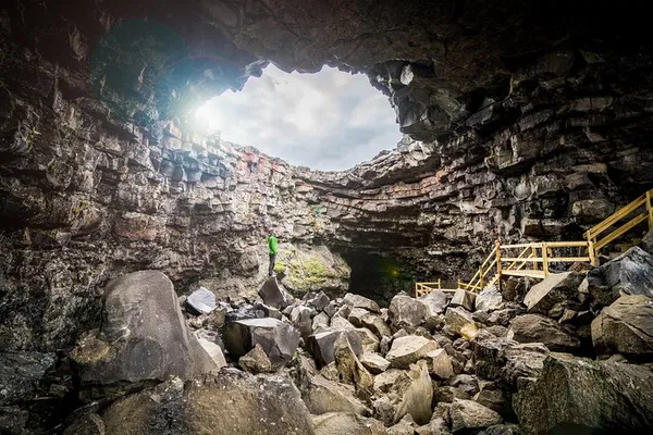 Explore Iceland's Víðgelmir Lava Cave: A Family-Friendly Adventure