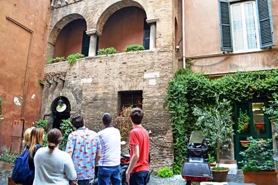 Discover Rome's Hidden Gems: A Private Trastevere & Jewish Ghetto Walking Tour with Artichoke Tasting