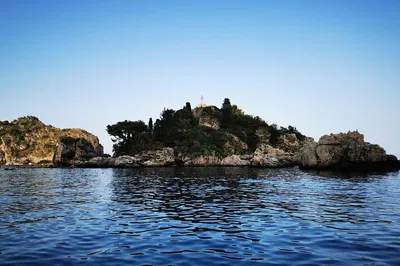 Taormina Bay Boat Tour: Swim Stop & Coastal Views