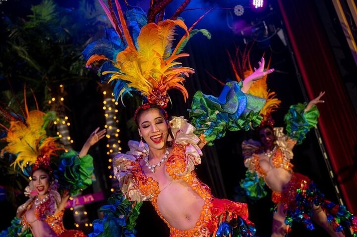 Phuket's Dazzling Drag Extravaganza: Simon Cabaret Show!