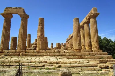 Agrigento & Scala dei Turchi Day Trip: Temples & Coast