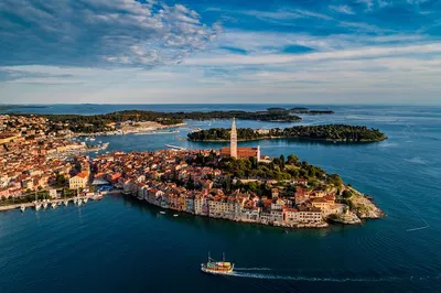 Discover Rovinj & Pula: A Private Wine Tasting Day Trip