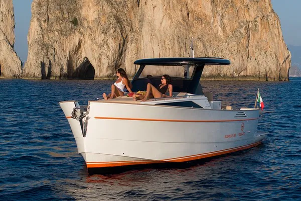 Discover Capri & Amalfi Coast: A Private Boat Tour from Positano