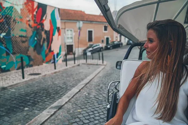 Lisbon Tuk-Tuk Tour: Uncover Hidden Gems with a Local Expert