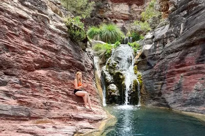 Valencia's Pozo Negro: Hike & Swim in a Natural Pool