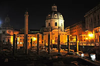 Unveiling Roman Twilight: Legends, Lights & Libations!