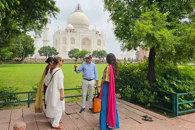 Taj Mahal & Agra 2-Day Tour: Private Car from Delhi