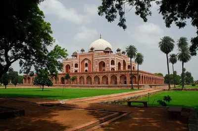 Unveiling Delhi's Soul: A Personalized Heritage & Cultural Journey