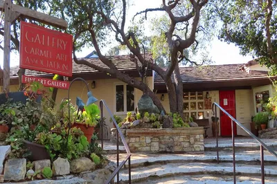 Explore Carmel-by-the-Sea's Art Scene: A Bohemian Audio Adventure