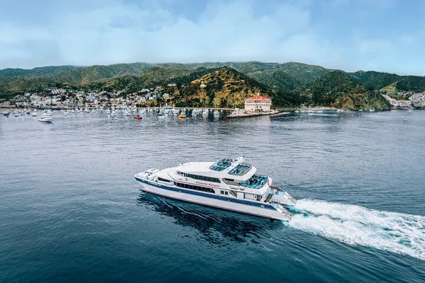 Catalina Express: Cruise from San Pedro to Avalon's Paradise!