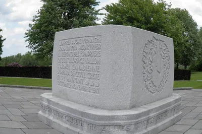 Unveiling History: Private Battlefield Tour to Vimy and Belgium from Bruges