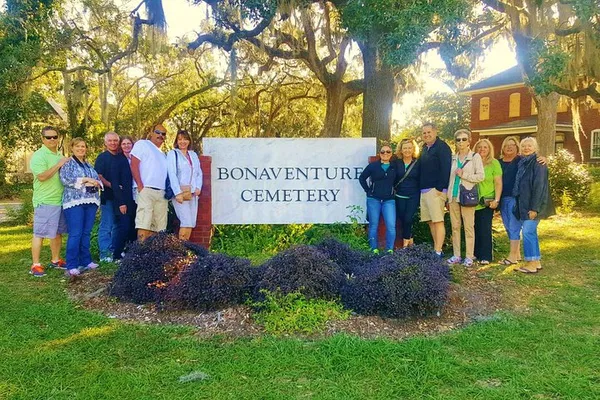 Bonaventure Cemetery Tour: Stories of Savannah's Soul