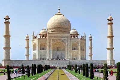 Unforgettable Agra: Taj Mahal Day Trip from Delhi by Private Car
