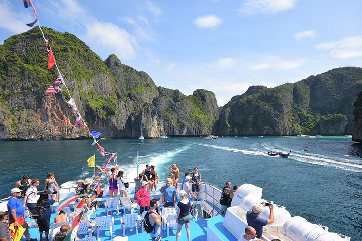 Discover Phi Phi Islands: Ferry Trip from Phuket with Sightseeing