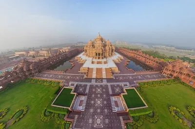 Discover Delhi's Wonders: A Personalized Full-Day Private Tour