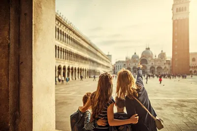 Venice Family Adventure: Unforgettable Private Tour for Kids!
