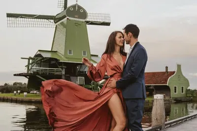 Capture Amsterdam's Charm: Personalized Photo Shoot Adventure