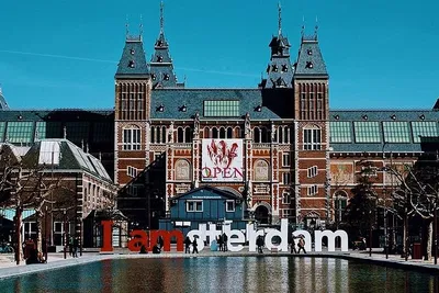 Amsterdam's Art & History: Rijksmuseum & City Center Guided Combo!