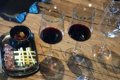 Indulge in Napa: Private Wine Tour with Luxury Chauffeur