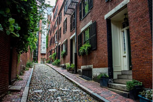Boston Private City Tour: See Hidden Gems!