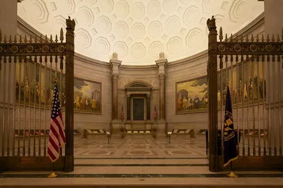 Uncover American History: A Skip-the-Line National Archives & Museum Tour