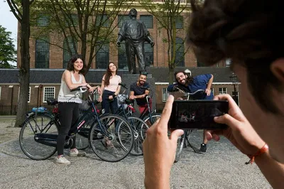 Amsterdam Bike Tour: Explore Like a Local!
