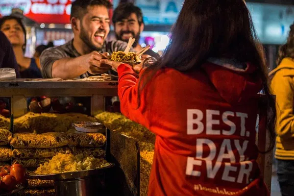 Delhi Food Tour: Rickshaw Ride & Local Hidden Gems