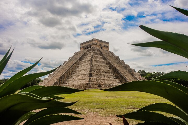 Chichen Itza, Cenote & Valladolid: Best Small Group Day Trip