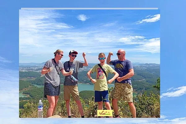 Da Lat Adventure: Trek & Paddle Tuyen Lam Lake!