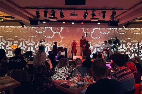 Utrecht's Hidden Rhythms: A Pop-Up Jazz Club Experience