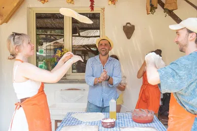 Sorrento Farm Pizza School: Wine & Limoncello!