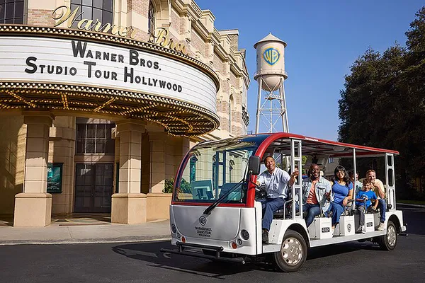 Warner Bros. Hollywood: Studio Tour of Movie Magic!
