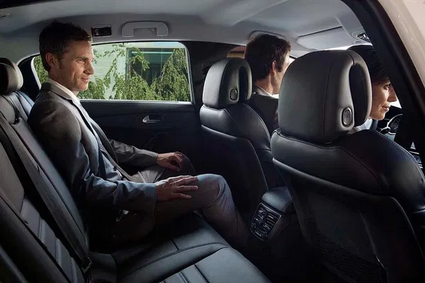 Paris Airport Transfer: Private Ride to Your Hotel