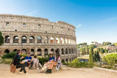 Uncover Ancient Rome: Colosseum, Roman Forum & Palatine Hill Adventure