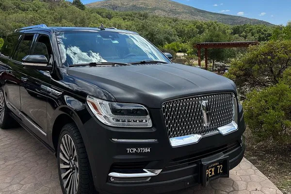 Uncork Napa: Private 6-Hour Wine Tour in Luxurious SUV