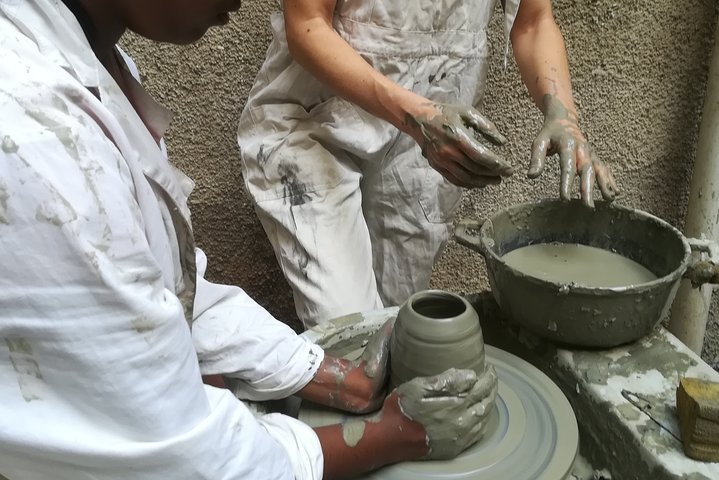 Unleash Your Inner Artist: Ceramic Tradition Workshop in Vietri sul Mare