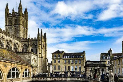 Stonehenge, Bath, Cotswolds & Shakespeare's Stratford Day Trip