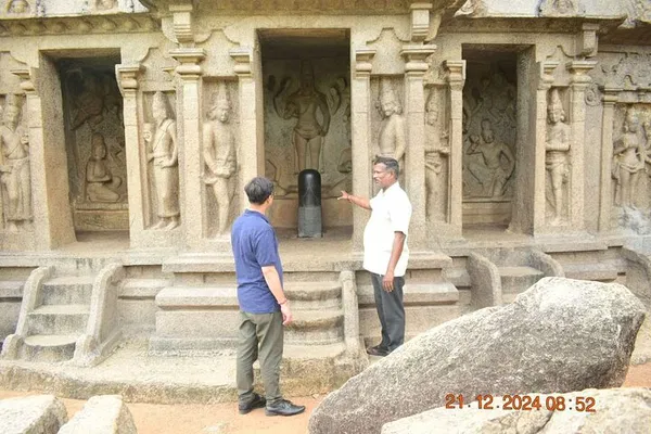 Mahabalipuram Day Tour: Temples, Sculptures & Beach