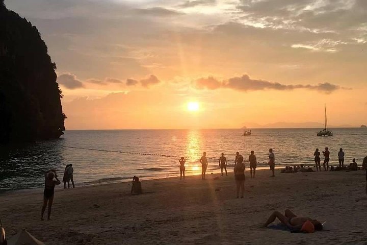 Krabi's Hong Islands: Sunset, Bioluminescent Plankton & Snorkeling Adventure