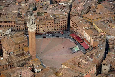 Tuscan Dream: Siena & San Gimignano Wine Tour from Rome