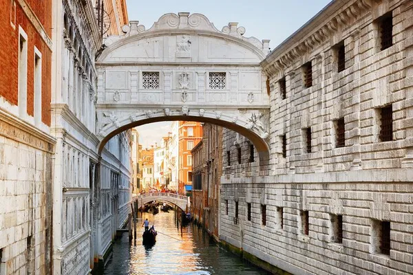 Exclusive Venice: Private Doge's Palace & St. Mark's Basilica Tour