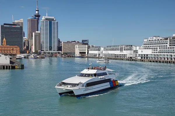 Auckland Harbour Cruise: Discover Iconic Sights
