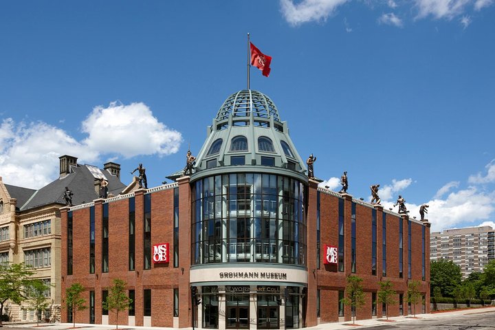 Discover Labor's Art: Skip the Line at Milwaukee's Grohmann Museum!