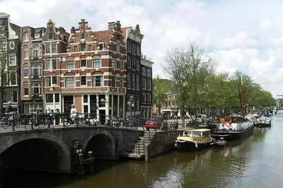 Amsterdam Highlights: 2-Hour Private Walking Tour