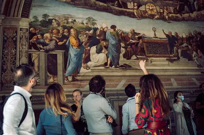 Unveiling Rome's Wonders: Vatican & Colosseum in a Day!