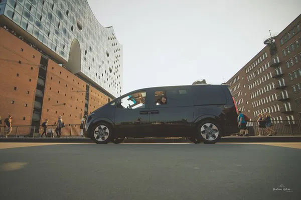 Discover Hamburg with a Local: Personalized City Tour