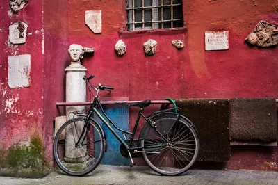 Rome's Ancient Wonders: An Immersive Bike Tour Adventure