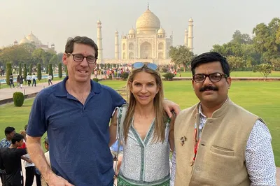 Unveiling Agra's Majesty: A Private Taj Mahal & Fort Tour with Sumptuous Lunch